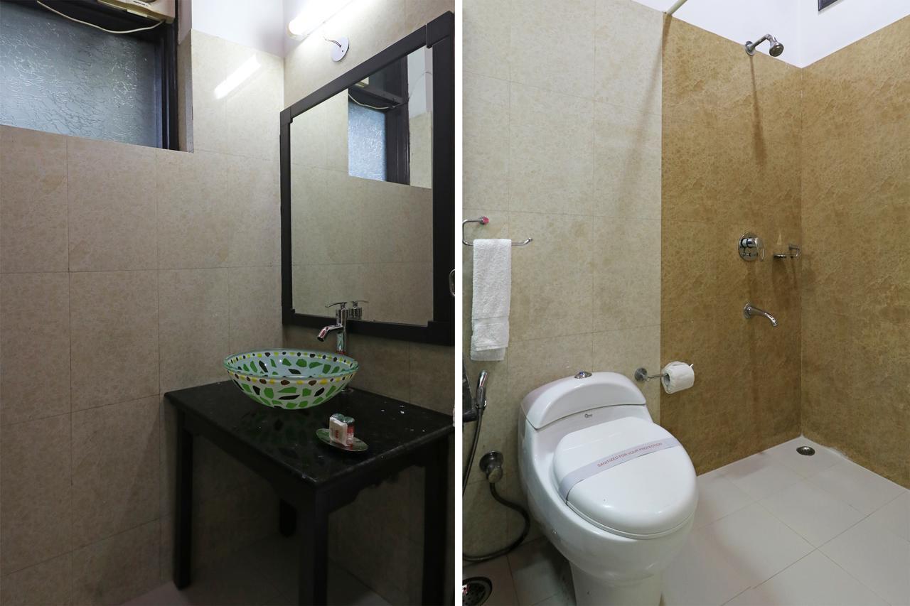 Hotel Chalet New Delhi Extérieur photo